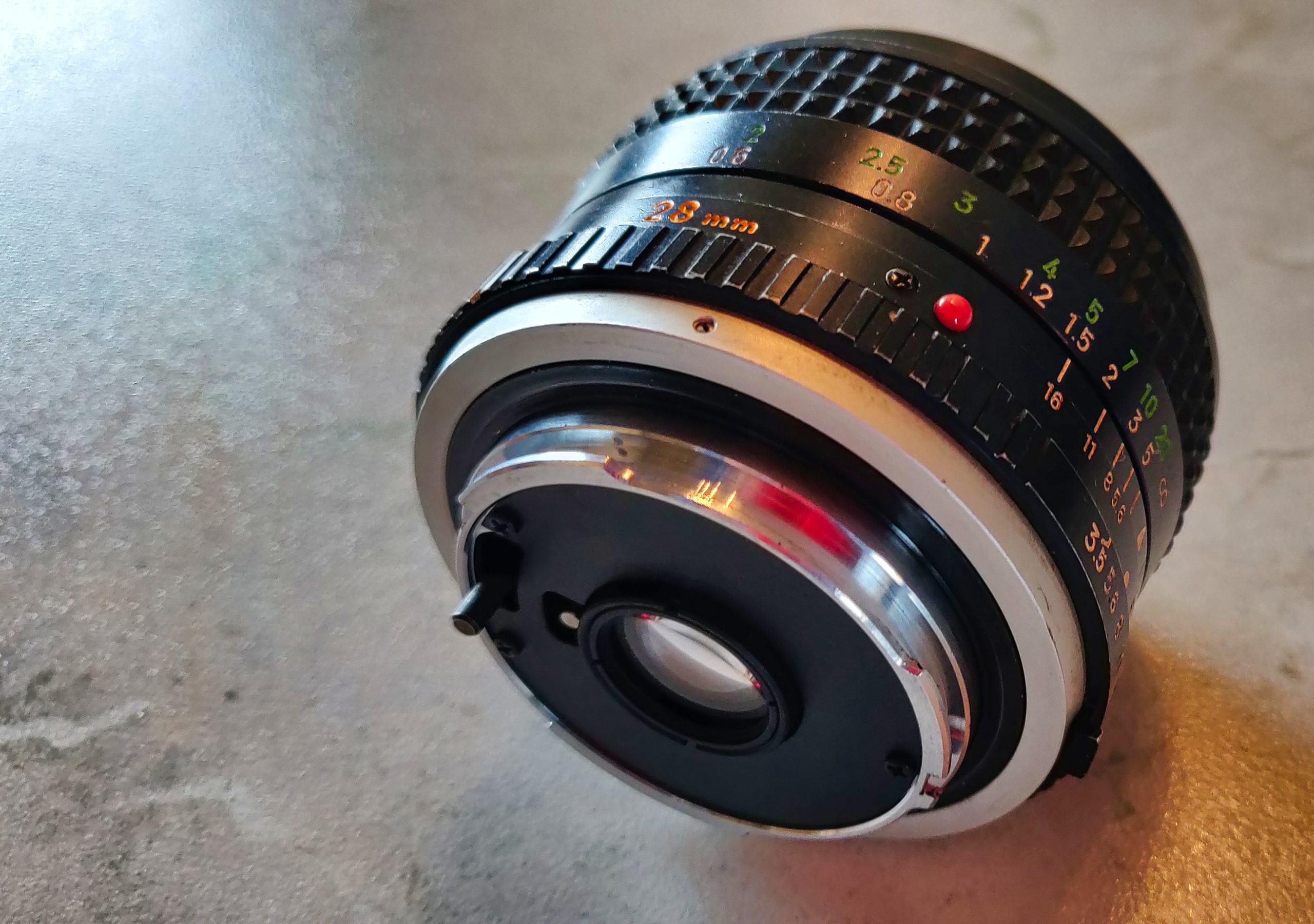 Minolta 28mm F3.5 W. Rokkor SG - Rear lens