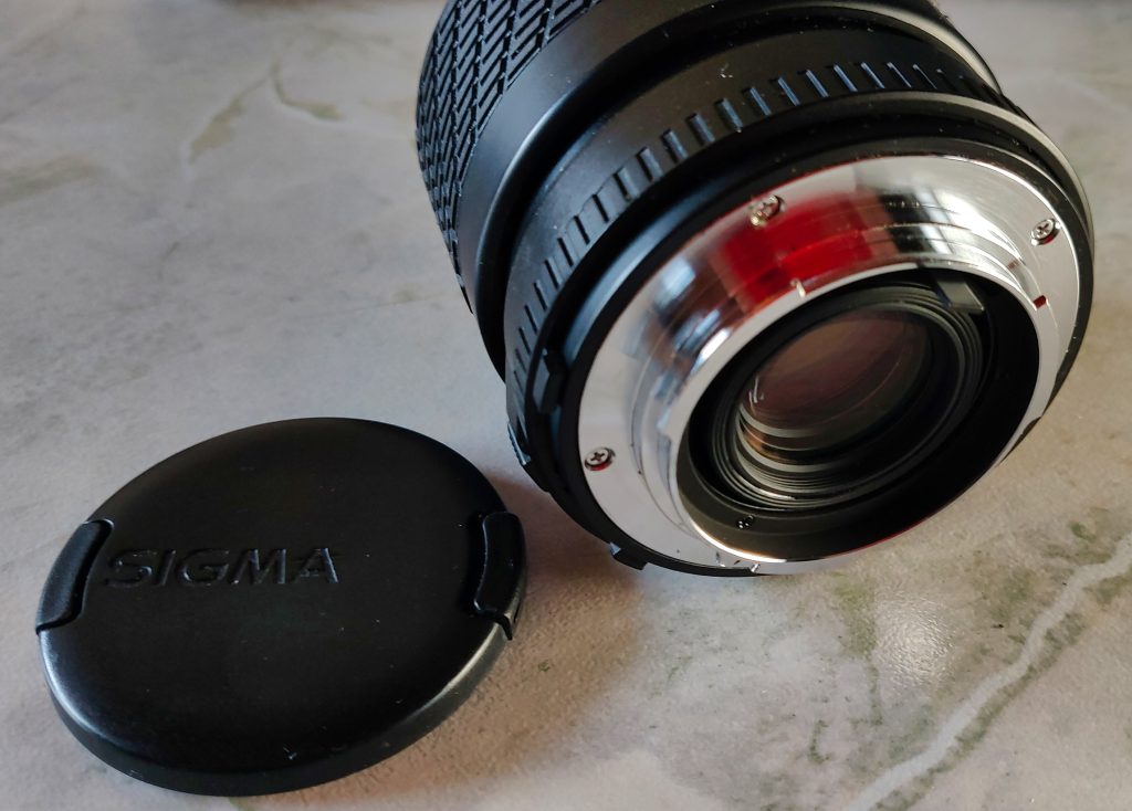 Sigma 50mm F2.8 Macro - Rear lens